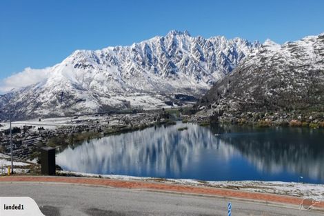 Photo of property in 8 Florence Close, Queenstown Hill, Queenstown, 9300