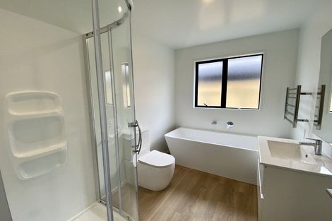 Photo of property in 15 Bill Hammond Drive, Belfast, 8051