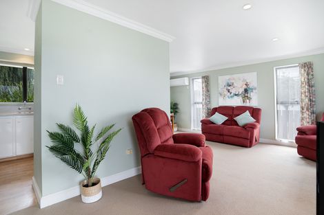 Photo of property in 2a Jones Place, Masterton, 5810