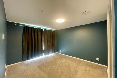 Photo of property in 2/84 Lynwood Road, New Lynn, Auckland, 0600