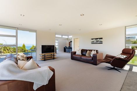 Photo of property in 28 Kayforce Road, Ocean View, Dunedin, 9035