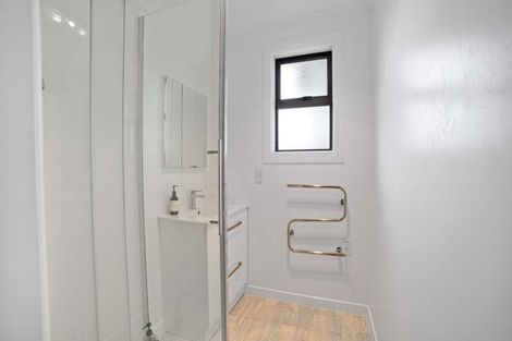 Photo of property in 16 Tolerton Avenue, Elgin, Gisborne, 4010