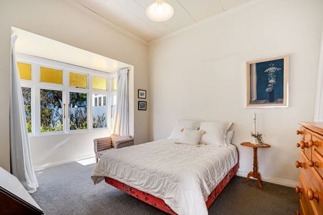 Photo of property in 240 Muritai Road, Eastbourne, Lower Hutt, 5013