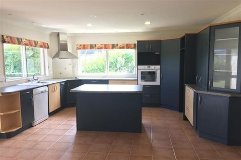 Photo of property in 34 Monarch Place, Paraparaumu Beach, Paraparaumu, 5032