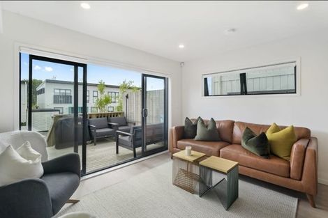 Photo of property in 74d Opaheke Road, Opaheke, Papakura, 2113