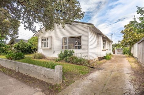 Photo of property in 69 Bedford Avenue, Gonville, Whanganui, 4501
