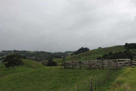 Photo of property in 1784 State Highway 12, Paparoa, 0571