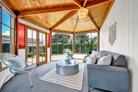 Photo of property in 20 Ropiha Street, Fitzroy, New Plymouth, 4312