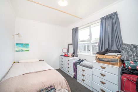 Photo of property in 12 Kowhai Avenue, Takaro, Palmerston North, 4410