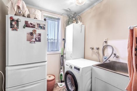 Photo of property in 77 Regent Street, Newfield, Invercargill, 9812