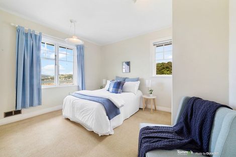 Photo of property in 9 Wadestown Road, Wadestown, Wellington, 6012