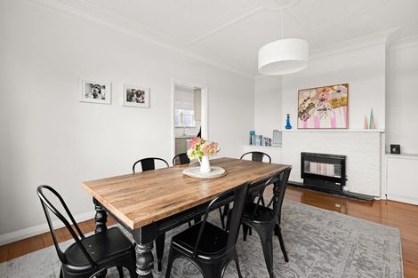 Photo of property in 206 Sylvan Road, Parkvale, Hastings, 4122