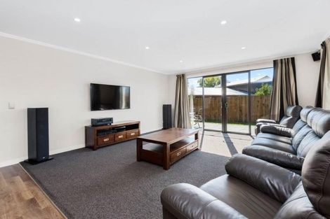 Photo of property in 16 Alice Burn Drive, Luggate, Cromwell, 9383