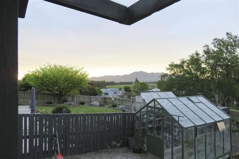 Photo of property in 4 Aotea Crescent, Gore, 9710