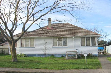 Photo of property in 1018 Hood Street, Mayfair, Hastings, 4122