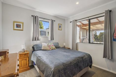 Photo of property in 82 Pinchgut Road, Kaukapakapa, 0873