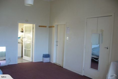 Photo of property in 4 Hawker Street, Mount Victoria, Wellington, 6011