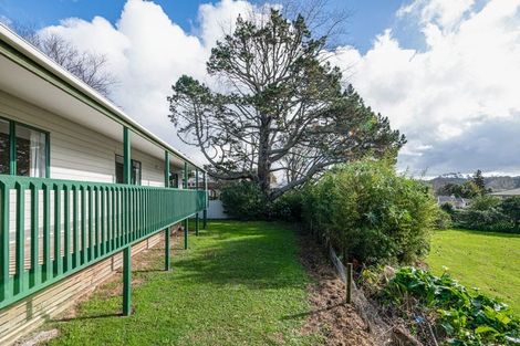 Photo of property in 6a Jillian Drive, Ranui, Auckland, 0612