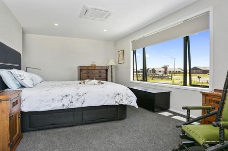 Photo of property in 46 Seachange Drive, Leamington, Cambridge, 3432