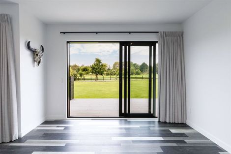 Photo of property in 24 Ivy Lane, Ohau, Levin, 5570