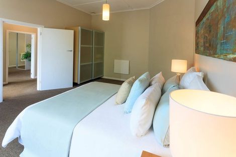 Photo of property in 24 Woodford Road, Mount Eden, Auckland, 1024