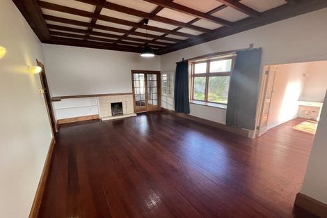 Photo of property in 11 Rolleston Street, Mount Cook, Wellington, 6021