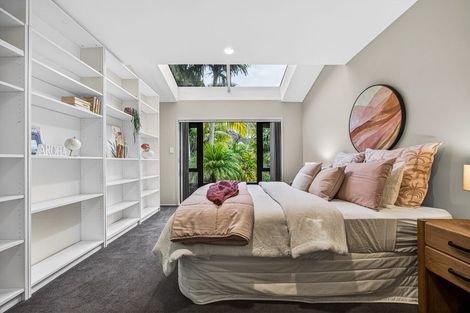 Photo of property in 73m Park Rise, Campbells Bay, Auckland, 0630