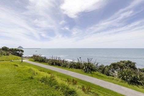 Photo of property in 22a Belt Road, Moturoa, New Plymouth, 4310