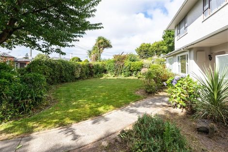 Photo of property in 126 Jeffreys Road, Strowan, Christchurch, 8052