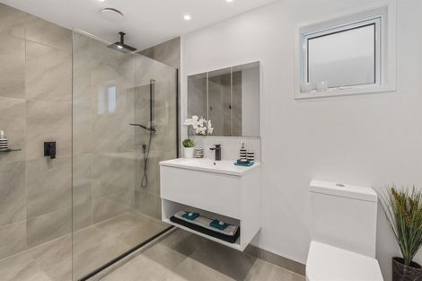 Photo of property in 29 Cassino Street, Bayswater, Auckland, 0622