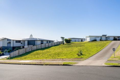 Photo of property in 9 Anchorage Grove, Coastlands, Whakatane, 3120