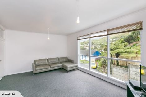 Photo of property in 6 Epsom Way, Karori, Wellington, 6012