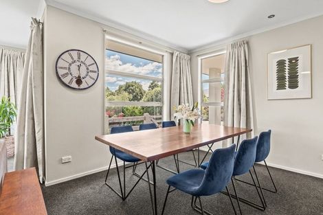 Photo of property in 10 Coburn Place, Lake Hayes, Queenstown, 9304