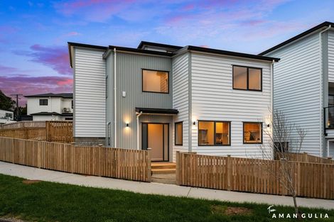 Photo of property in 13b Windermere Crescent, Blockhouse Bay, Auckland, 0600