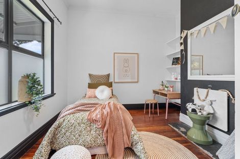 Photo of property in 29 Oxford Street, Lansdowne, Masterton, 5810