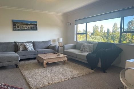 Photo of property in 73 Sutherland Road, Brookfield, Tauranga, 3110