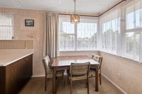 Photo of property in 6 Whelan Place, Hei Hei, Christchurch, 8042