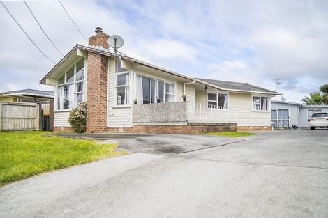 Photo of property in 12 Kohinoor Avenue, Mangere, Auckland, 2022