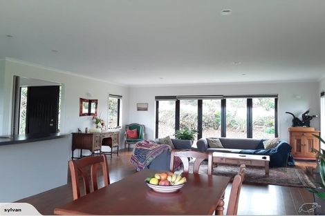 Photo of property in 341 Rimmer Road, Helensville, 0875