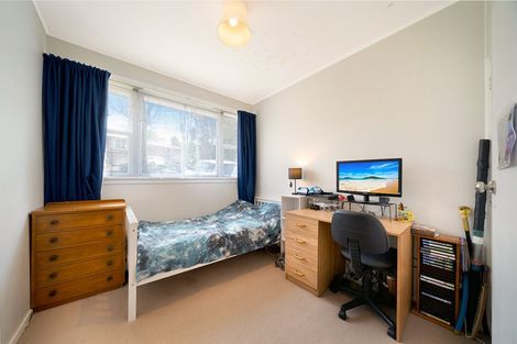 Photo of property in 2/2 Kashmir Road, Glen Eden, Auckland, 0602