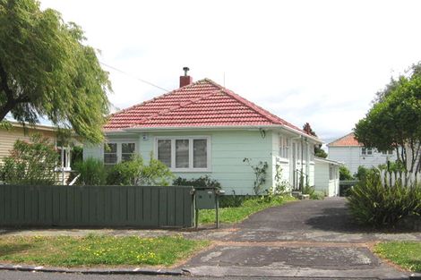 Photo of property in 9 Lambeth Road, Mount Eden, Auckland, 1041