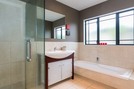 Photo of property in 6 Bourke Place, Havelock North, 4130