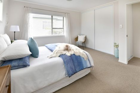 Photo of property in 1/91 Aberdeen Road, Castor Bay, Auckland, 0620