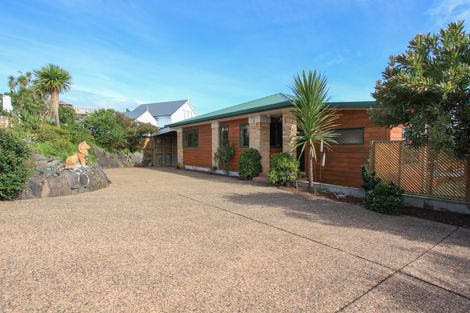 Photo of property in 51 Bow Street, Raglan, 3225