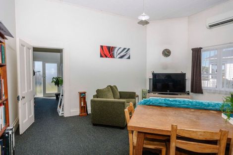 Photo of property in 66 Allardice Street, Dannevirke, 4930