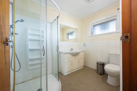 Photo of property in 38 Longburn Road, Henderson, Auckland, 0610
