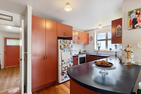 Photo of property in 5 Emerson Street, Te Aroha, 3320