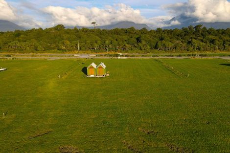 Photo of property in 25 Fox Moth Drive, Haast, 7886