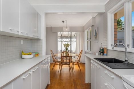 Photo of property in 34 Raymond Street, West End, Timaru, 7910