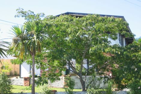 Photo of property in 1/529 Beach Road, Murrays Bay, Auckland, 0630